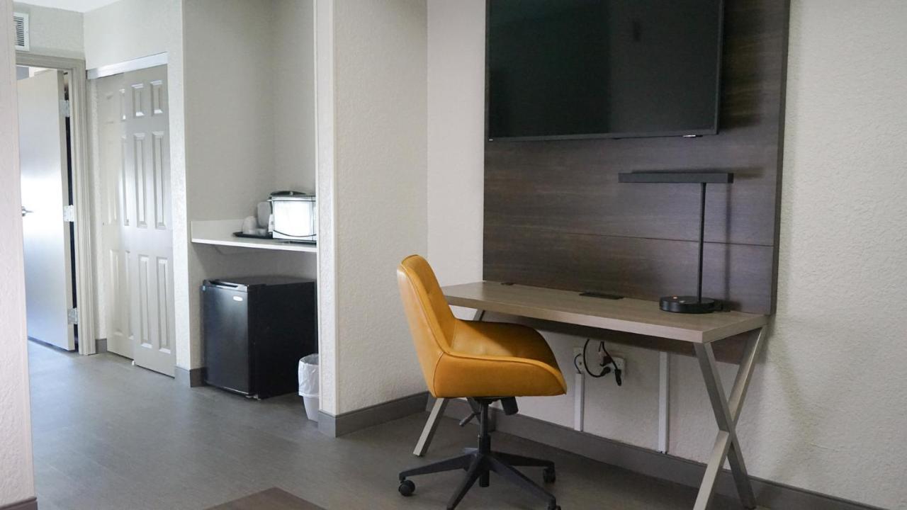 Holiday Inn Express & Suites Lakeland North I-4 By Ihg Exteriör bild