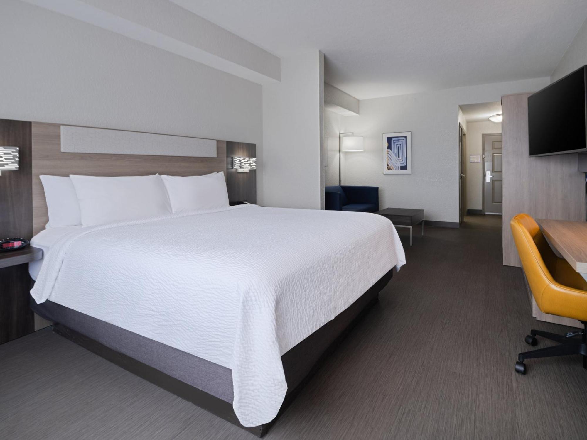 Holiday Inn Express & Suites Lakeland North I-4 By Ihg Exteriör bild