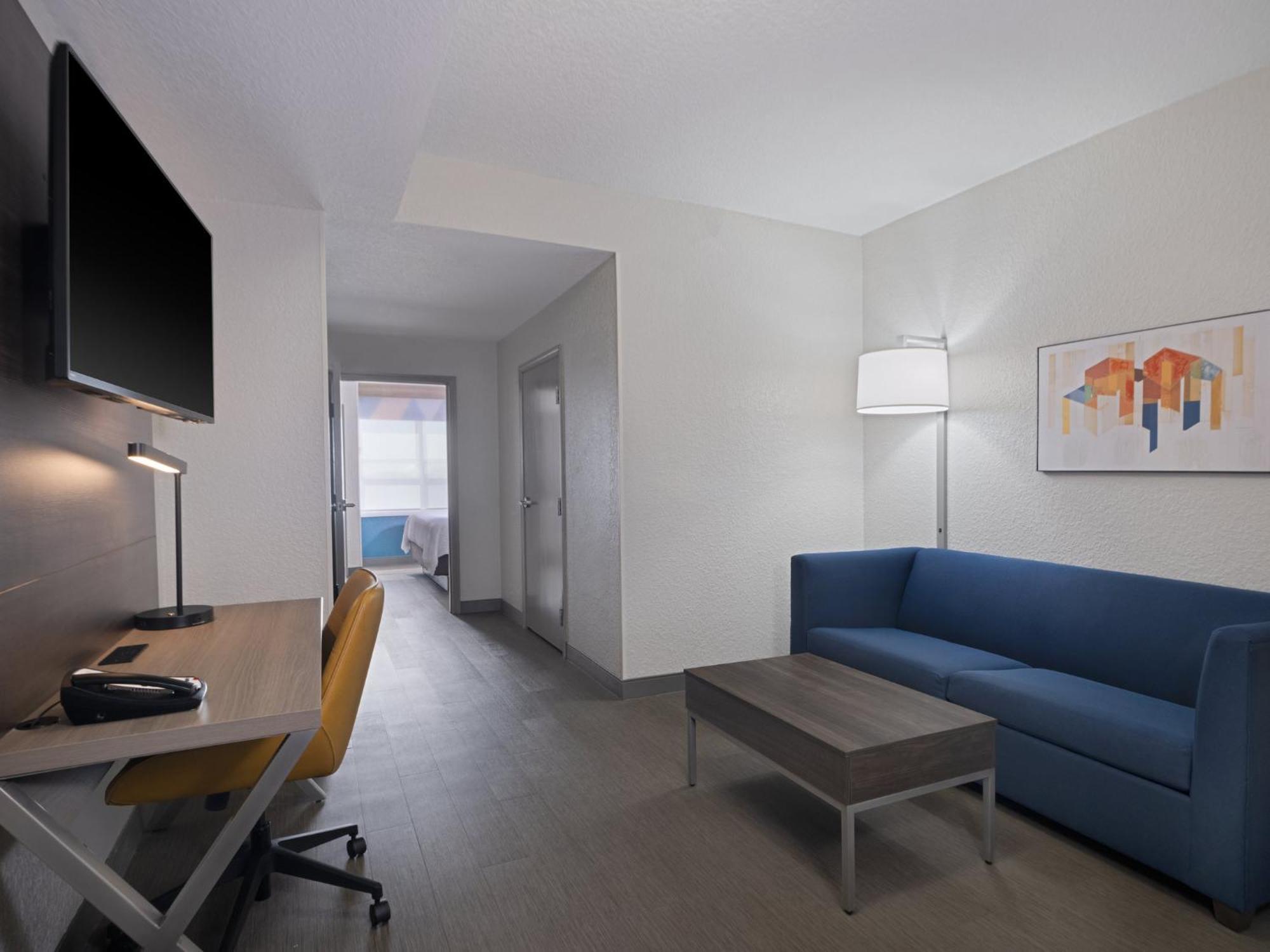 Holiday Inn Express & Suites Lakeland North I-4 By Ihg Exteriör bild