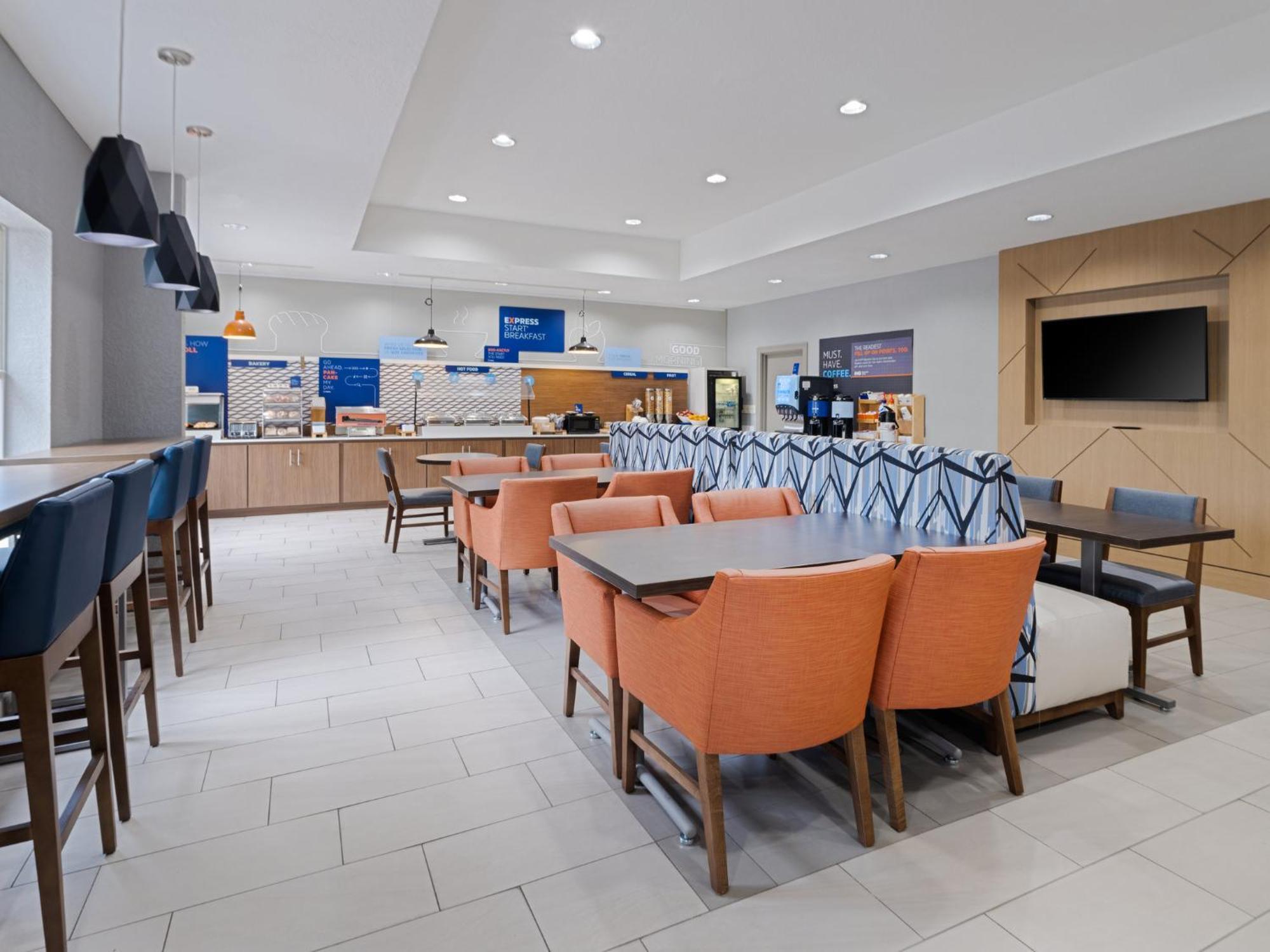 Holiday Inn Express & Suites Lakeland North I-4 By Ihg Exteriör bild