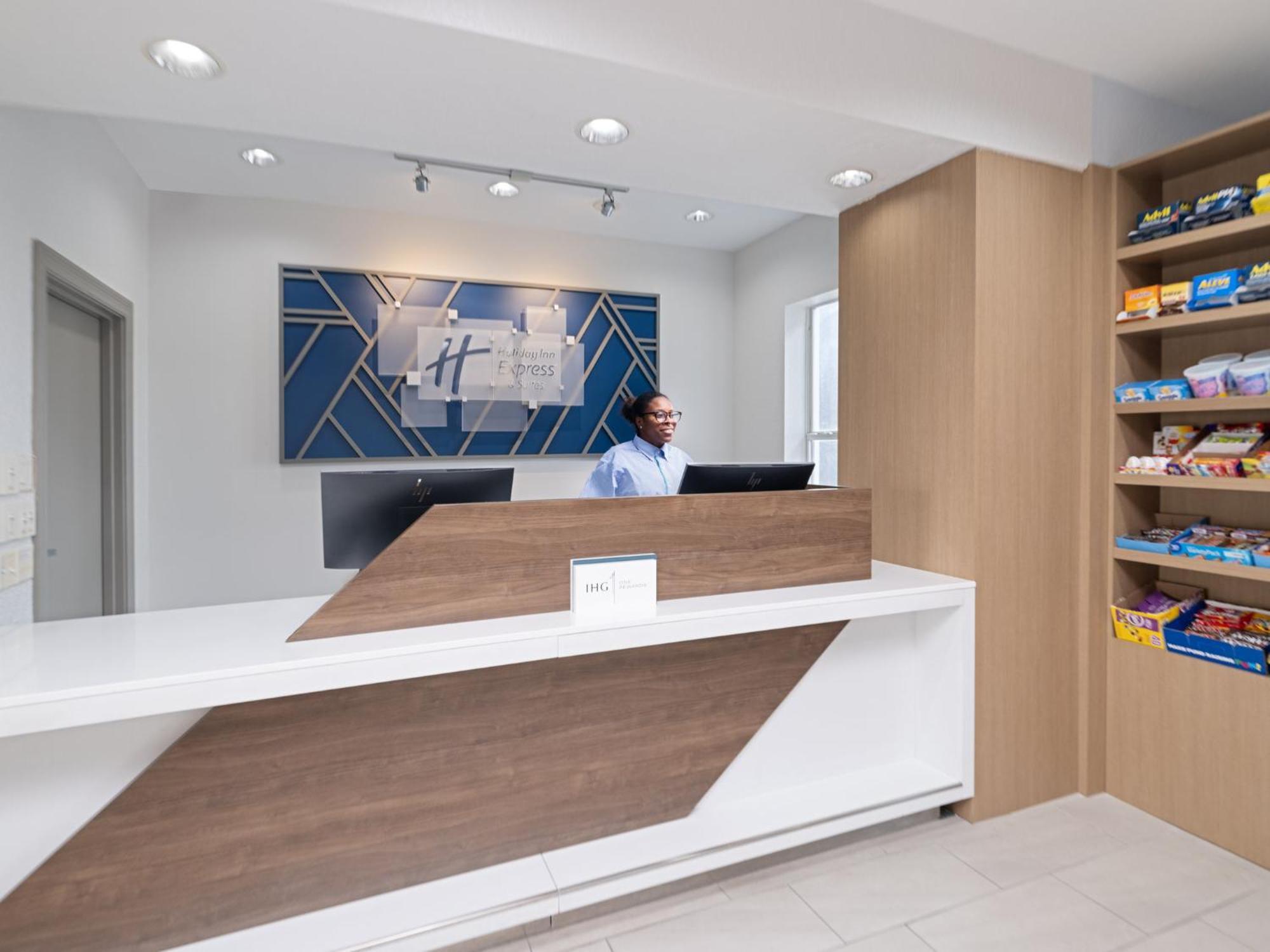 Holiday Inn Express & Suites Lakeland North I-4 By Ihg Exteriör bild