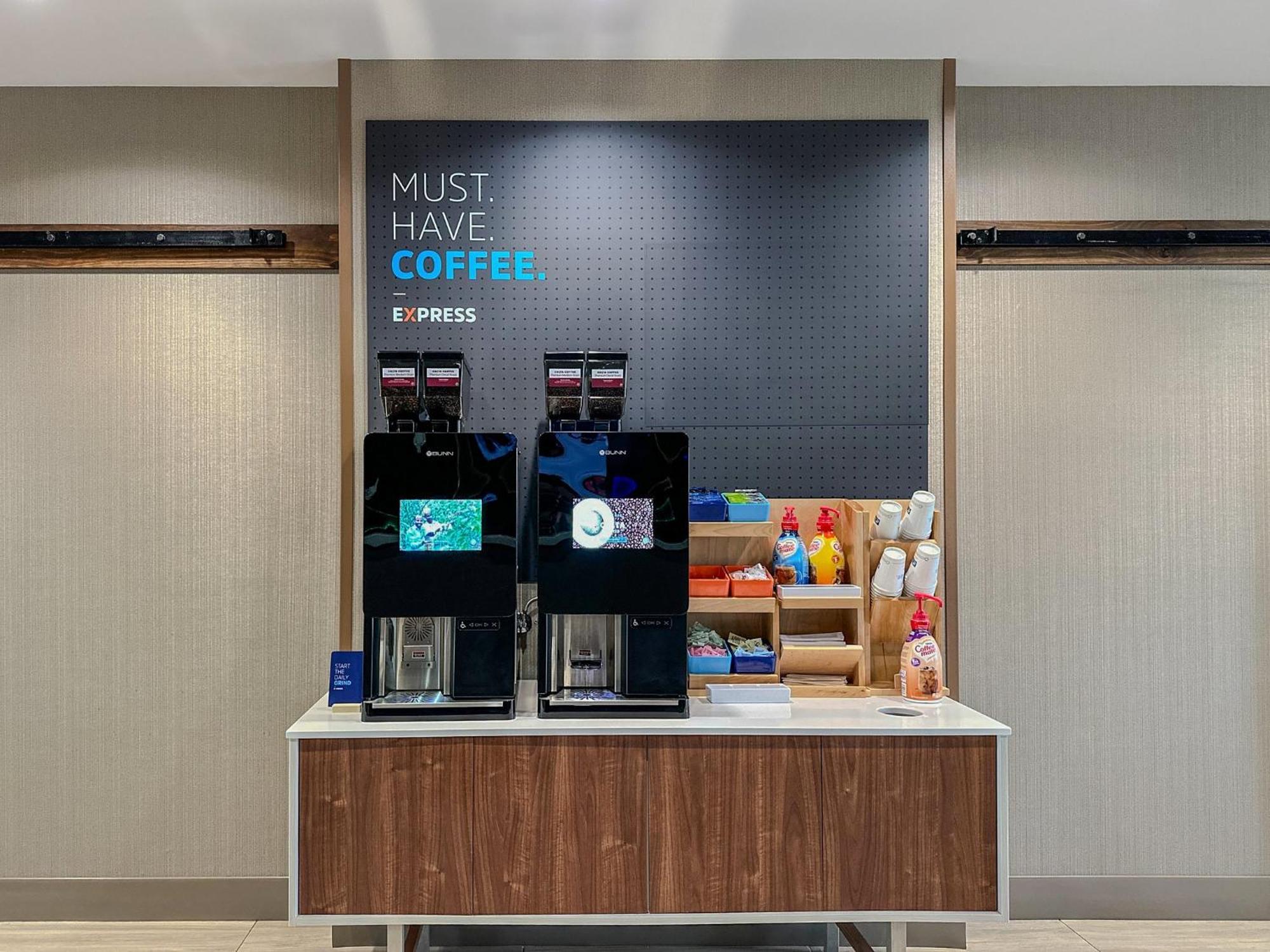 Holiday Inn Express & Suites Lakeland North I-4 By Ihg Exteriör bild